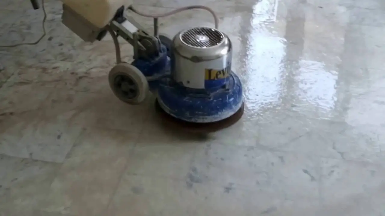 شركة جلي بلاط بأحد رافيد